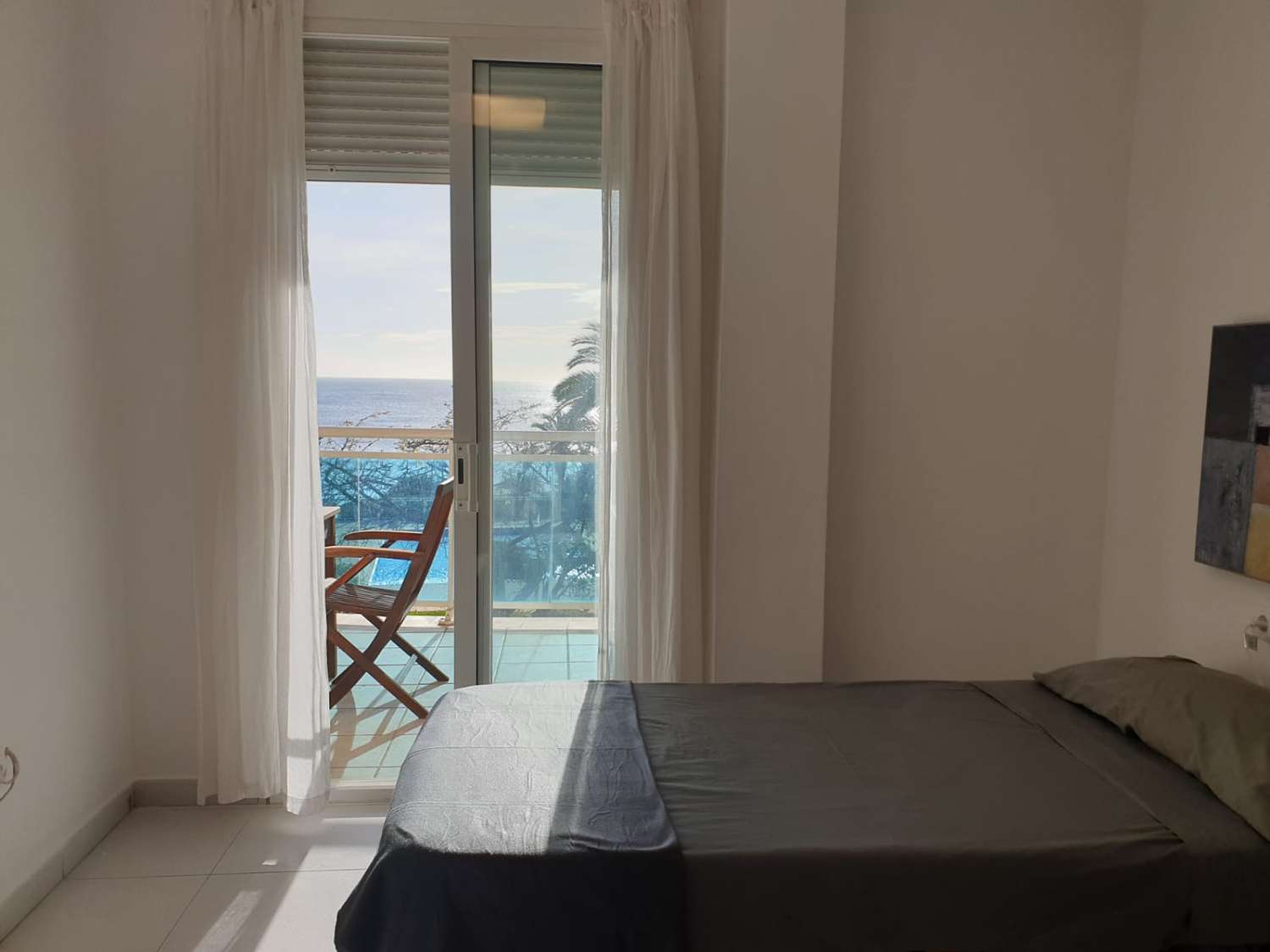 Pis de 2 habitacions amb vistes al mar en venda a Platja d'en Bossa, Ibiza