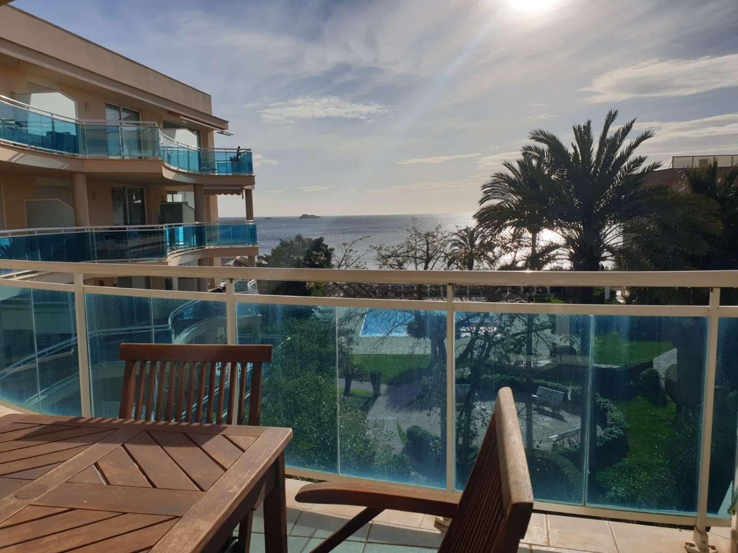 Appartement de 2 chambres avec vue sur la mer à vendre à Playa d’en Bossa, Ibiza