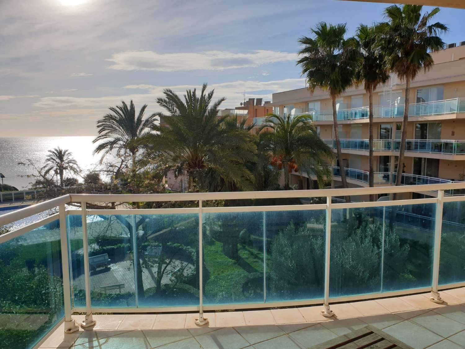 Lägenhet med 2 sovrum med havsutsikt till salu i Playa d'en Bossa, Ibiza