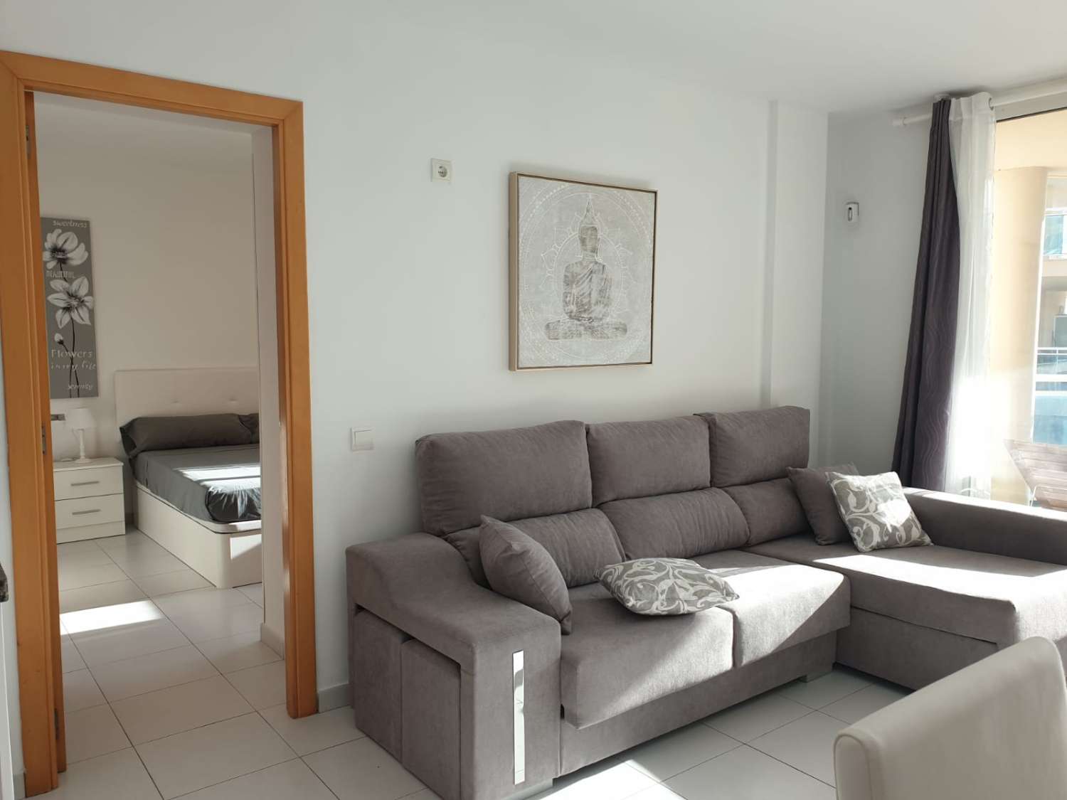 2 slaapkamer Appartement met uitzicht op zee te koop in Playa d'en Bossa, Ibiza