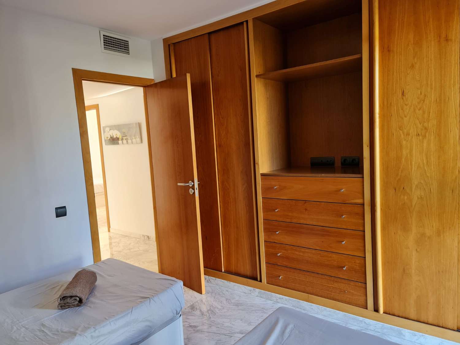 Grand appartement avec vue sur la mer à Bossa Beach, Ibiza