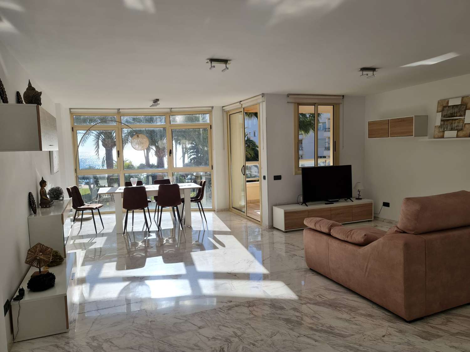 Geweldig appartement met uitzicht op zee in Bossa Beach, Ibiza