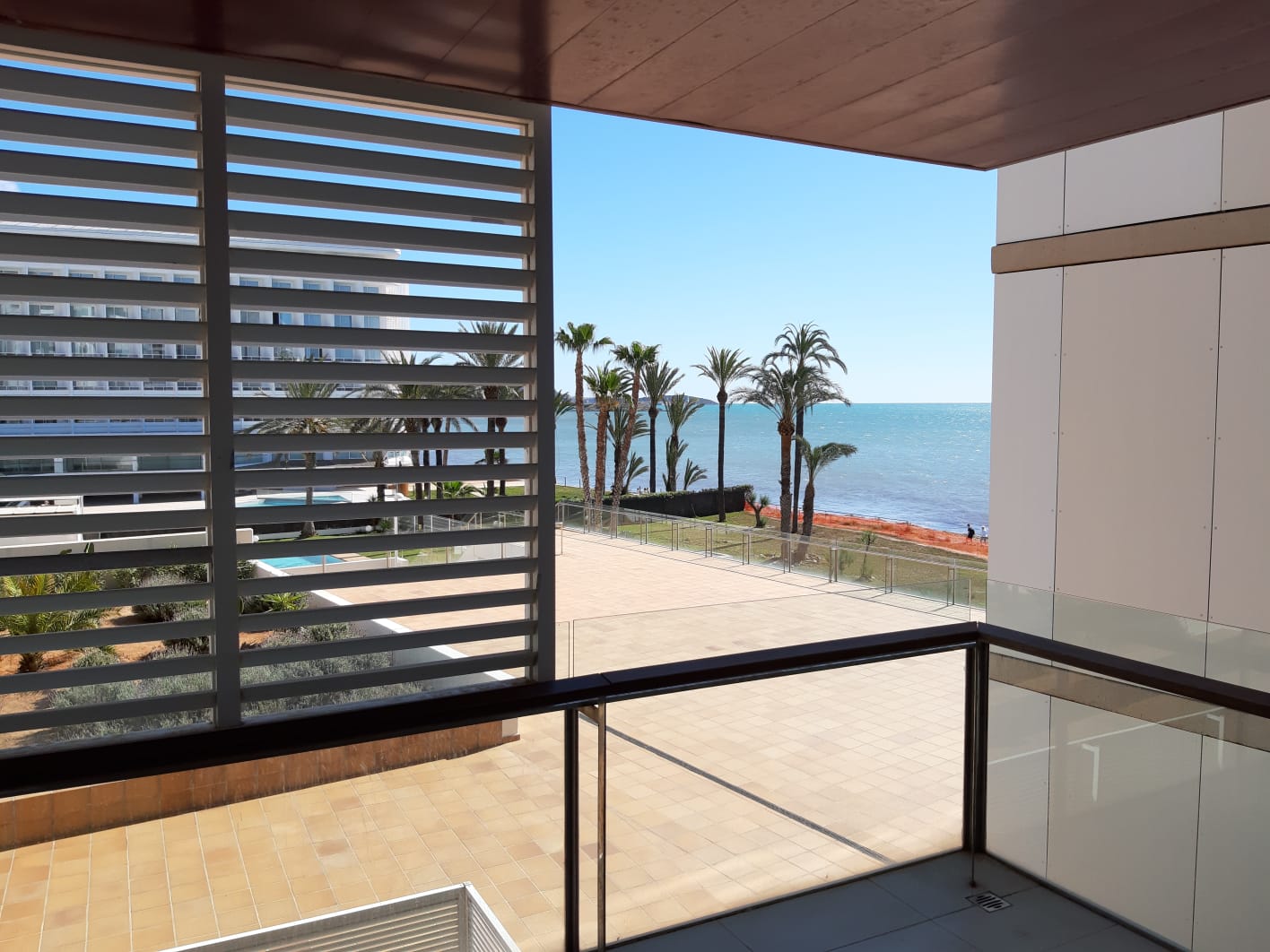 Lyxig Beachfront Duplex Lägenhet till salu i Bossa del Mar Residence