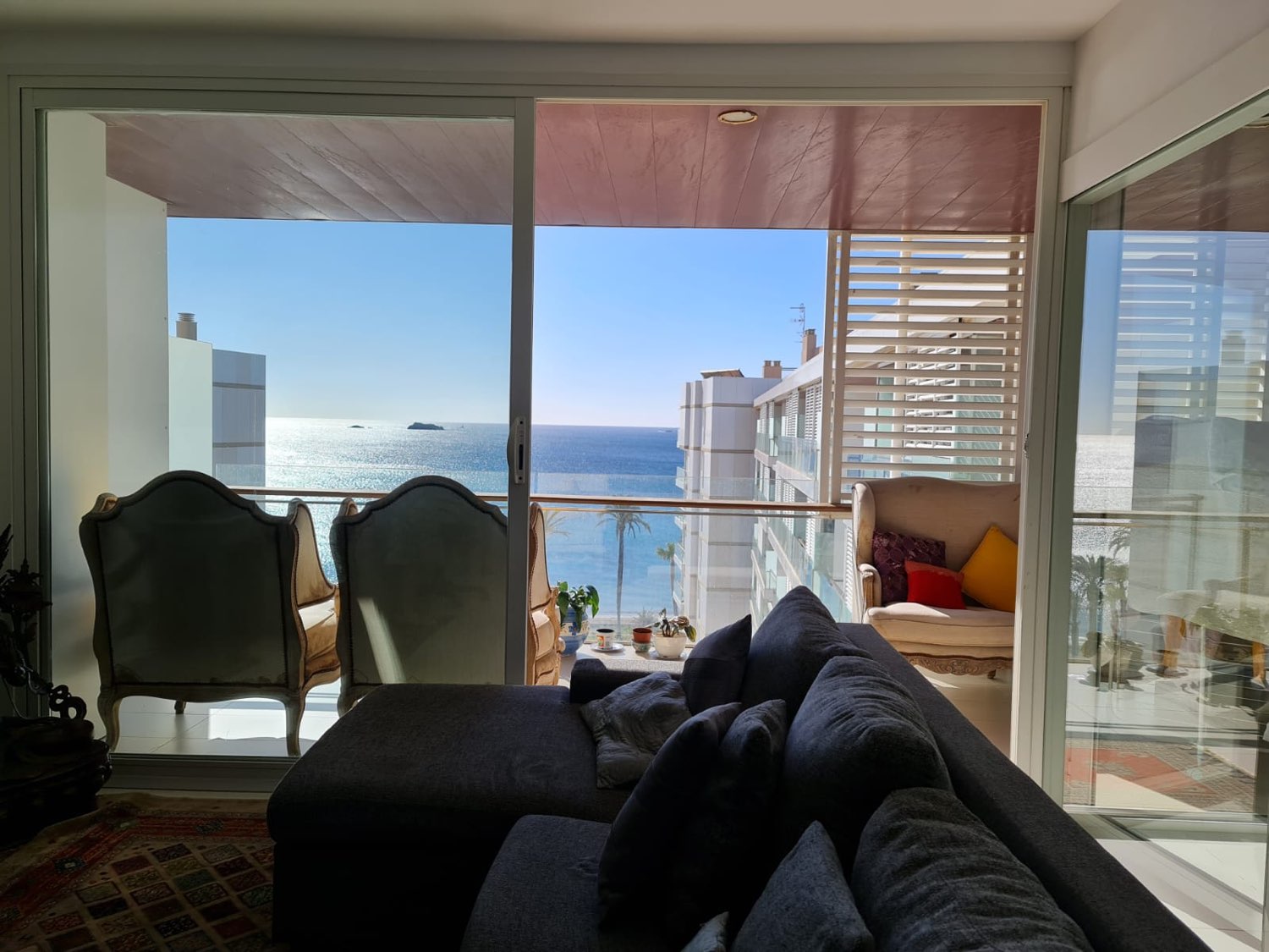 Appartement au dernier étage avec une vue imprenable sur la mer