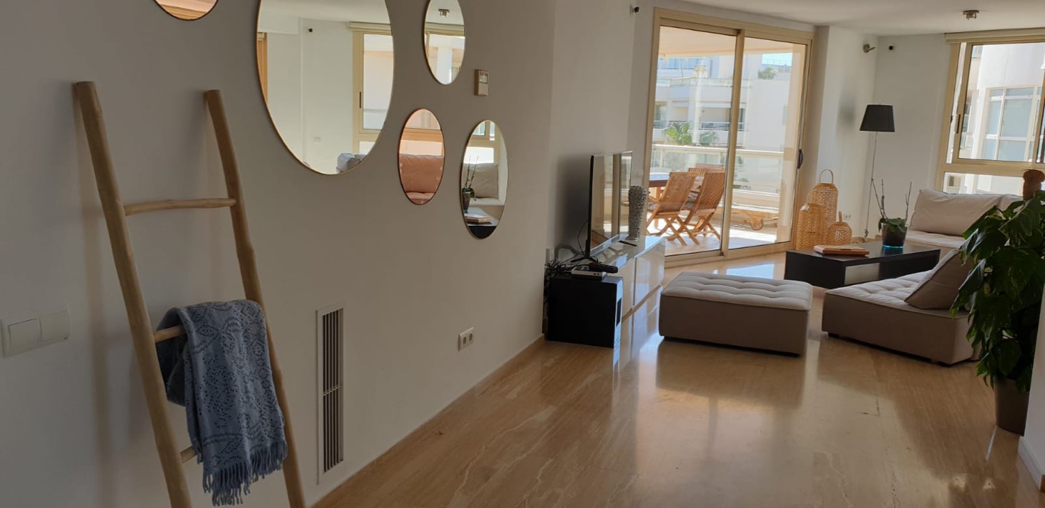 Penthouse salgai in Figueretes - Platja d'En Bossa (Ibiza)