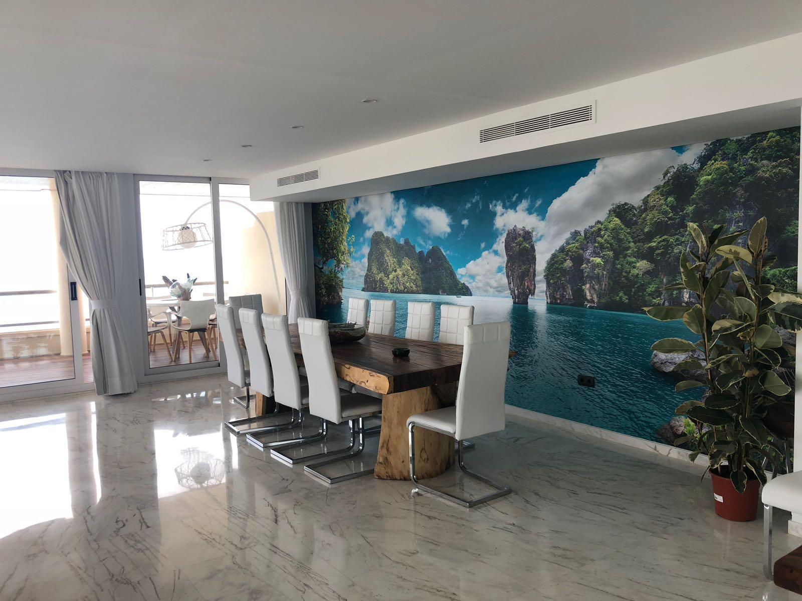 Upea penthouse ylellinen myytävänä Playa d' Bossa