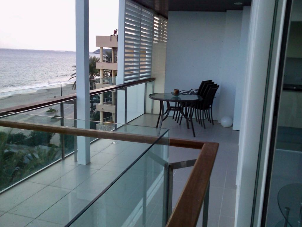 Luxury beach front Appartement à Playa d’en Bossa